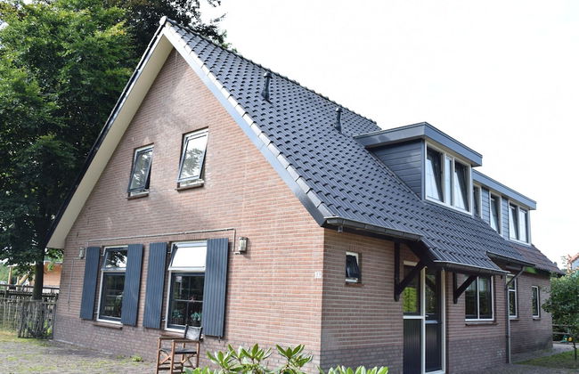 Spacious Farmhouse with Barbecue near Veluwe - Foto 1