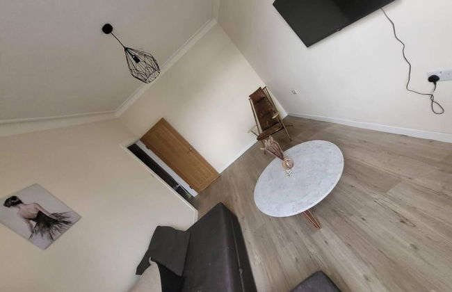 Beautiful 2-bed in the Heart of Hendon - Foto 1