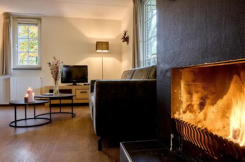 Photo 12 - Detached Villa with Outdoor Fireplace near Veluwe