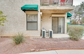 Photo 3 - Vacation Rental Near Las Vegas Strip With Pool