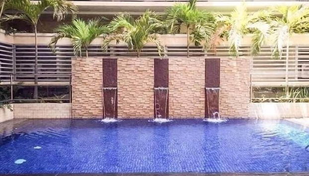 Piscina interior/exterior