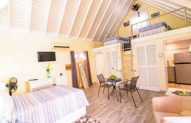 Jamaican Loft at Sunshine Village - Foto 14