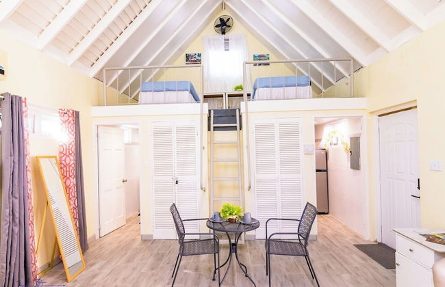 Jamaican Loft at Sunshine Village - Foto 13