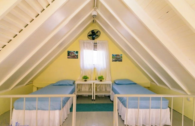 Jamaican Loft at Sunshine Village - Foto 3