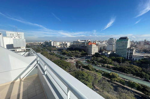 Photo 18 - Studio Apartment on 13th Floor Above 9 de Julio Avenue