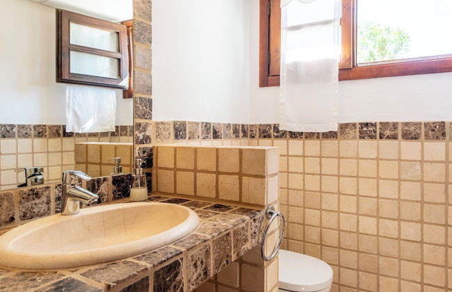 San Josep 6-bed Villa, Sleeps 14, Pool & Sea View - Foto 20