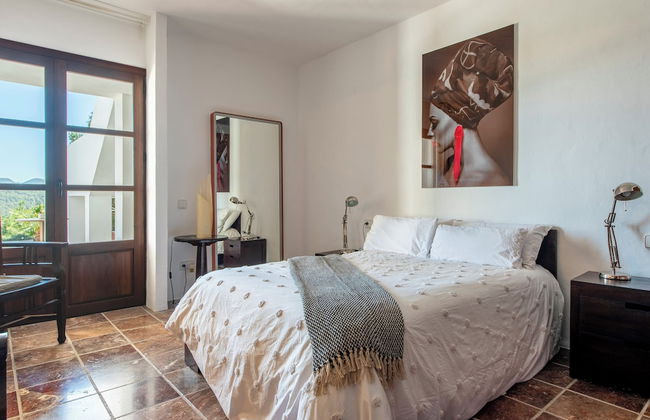 San Josep 6-bed Villa, Sleeps 14, Pool & Sea View - Foto 2