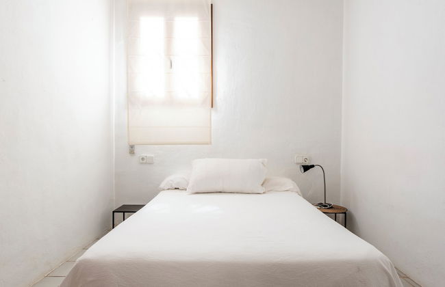 San Josep 6-bed Villa, Sleeps 14, Pool & Sea View - Foto 9