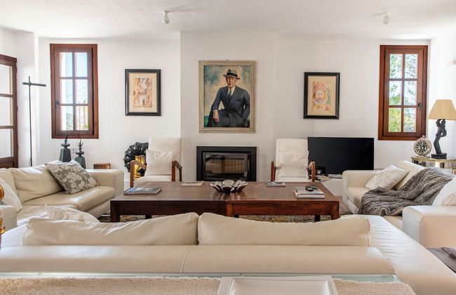 San Josep 6-bed Villa, Sleeps 14, Pool & Sea View - Foto 14