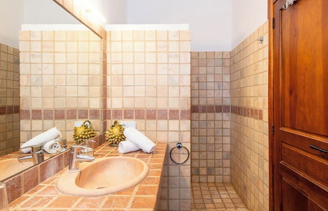 San Josep 6-bed Villa, Sleeps 14, Pool & Sea View - Foto 19