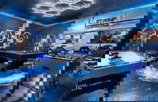 Foto 2 - Awesome Games Room Cinema Theme Rooms and More