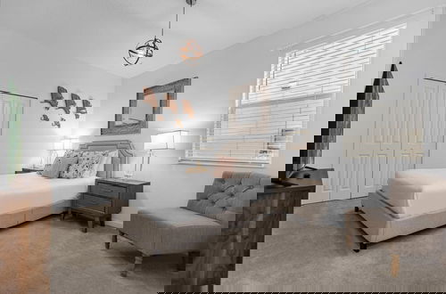 Foto 32 - Awesome Games Room Cinema Theme Rooms and More