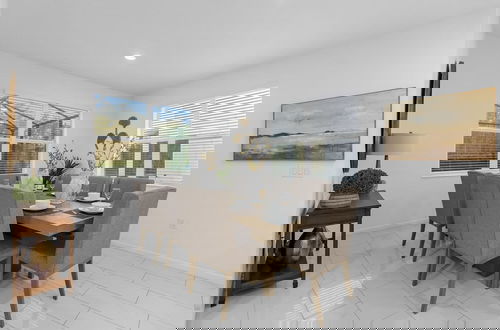 Foto 17 - Awesome Games Room Cinema Theme Rooms and More