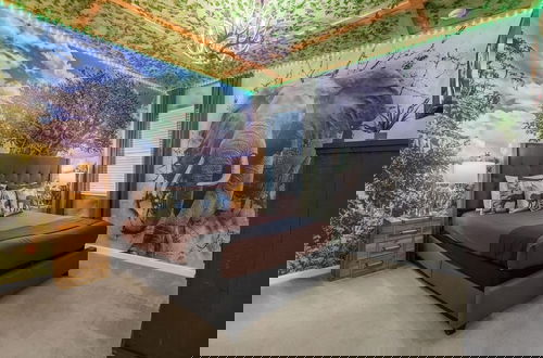 Foto 1 - Awesome Games Room Cinema Theme Rooms and More