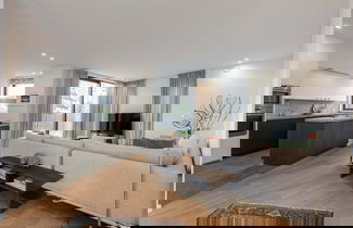 Photo 3 - Villa for 8 Guests Steps From the Beach