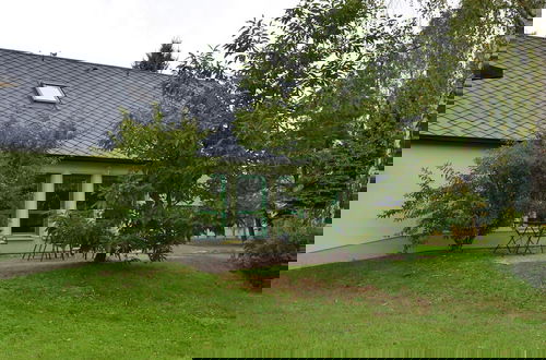 Foto 44 - House Full of Charm With Garden,10min From the Pointe du Raz