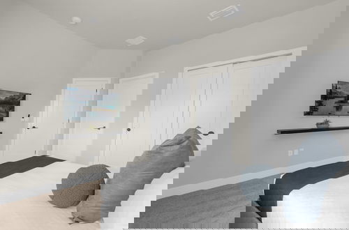 Foto 50 - Upstay - Modern Family Townhouse w Private Pool