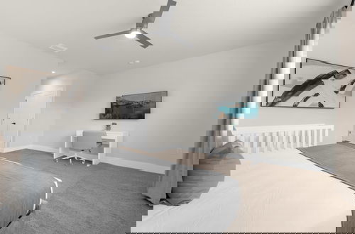 Foto 46 - Upstay - Modern Family Townhouse w Private Pool