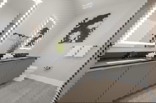 Foto 47 - Upstay - Modern Family Townhouse w Private Pool