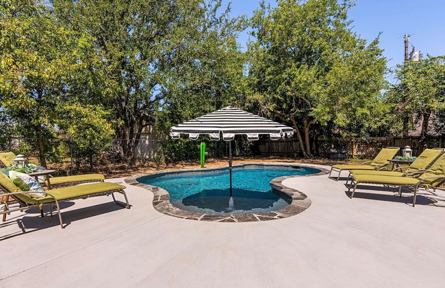 Fun 6BR Home with Private Theater & Pool - Foto 21