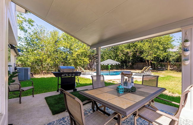 Fun 6BR Home with Private Theater & Pool - Foto 20