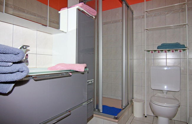 Apartment in Bsum With Garden - Photo 17