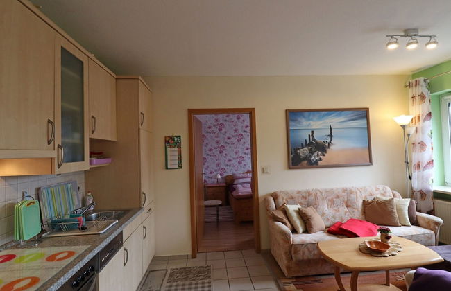 Apartment in Bsum With Garden - Photo 11