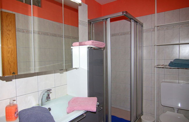 Apartment in Bsum With Garden - Photo 21