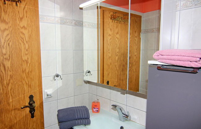 Apartment in Bsum With Garden - Photo 20