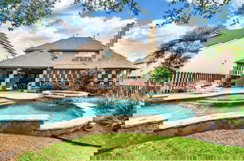 Foto 6 - Upstay - Spacious Home w Pool-hot Tub-office-yard