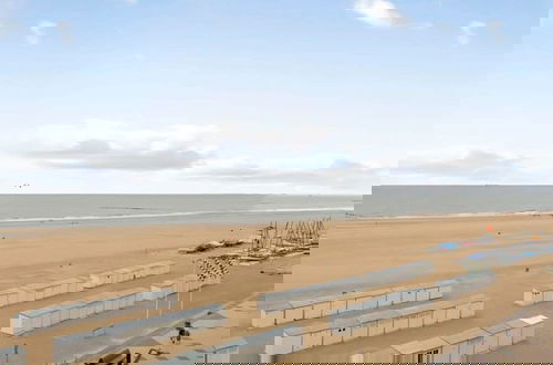 Photo 4 - Stunning Modern Sea-view Apartment in Duinbergen