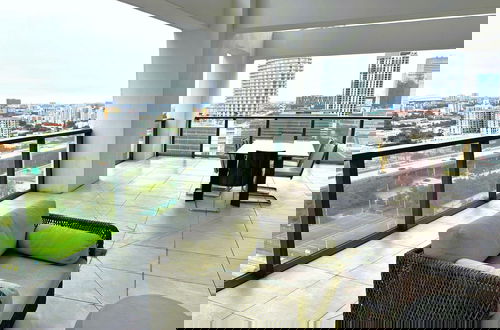 Foto 17 - Luxury 3BR with Private Rooftop