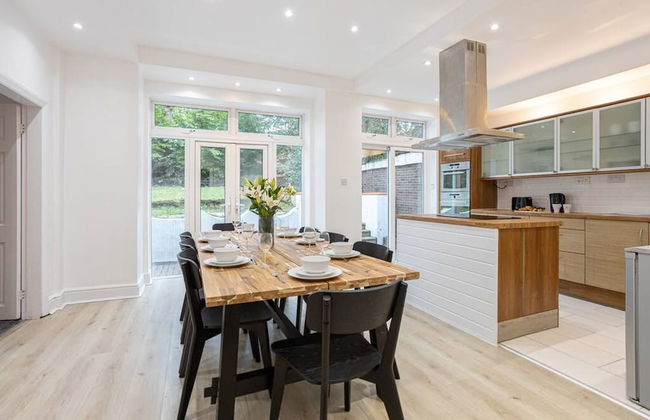 Spacious House With Parking Near Heaton Park - Foto 1