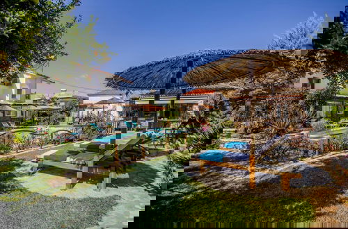 Foto 1 - Ultimate Aqua Dreamscape at Villa Olympiada