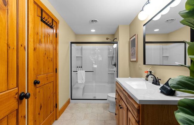 Luxury Chalet, Firepit, Sauna, Pet Friendly, 5 mins to Windham Mtn resort - Foto 75