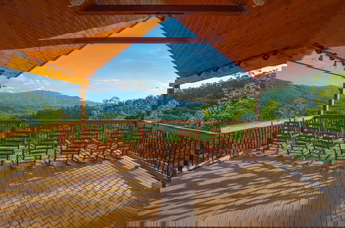 Foto 7 - Gatlinburg s Finest Majestic Views Home Theater Hot Tubs and More