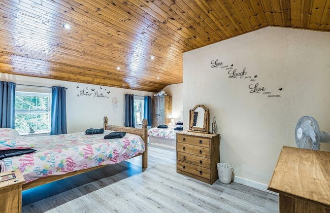 Snowdonia-3bedroom-2 Bathroom-petfriendly-garden - Foto 9