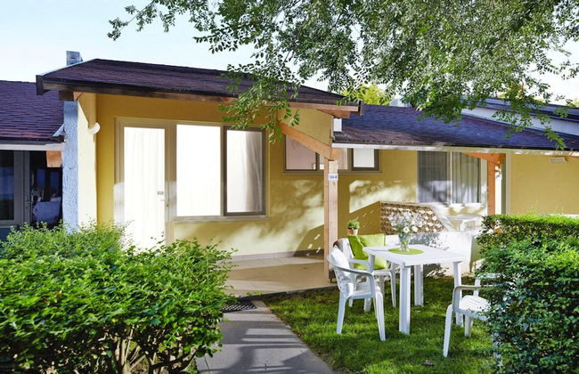 Bungalow in Caorle With Garden Furniture - Foto 19