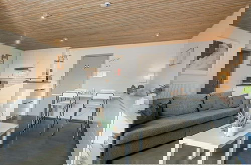 Foto 7 - Apartment Near the Beach With Terace