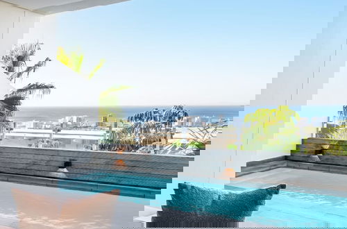 Foto 1 - Luxurious Villa w Sea City Views Splendor Views