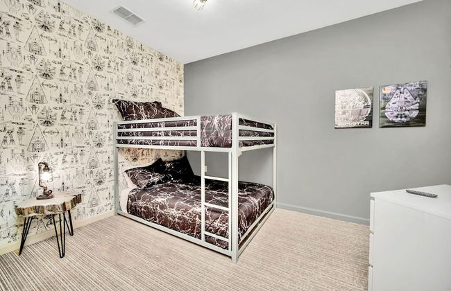 3BR Condo - Near Disney Balcony Pool Hot tub - Foto 14