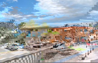 Foto 3 - Spectacular Ocean View Corner Apartment