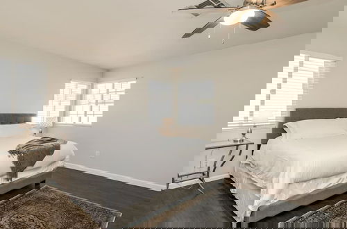 Photo 4 - Scottsdale Kierland 3 Bdrm With Sparkling Pool!