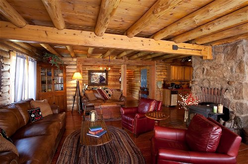 Foto 32 - Alpine Village Suites