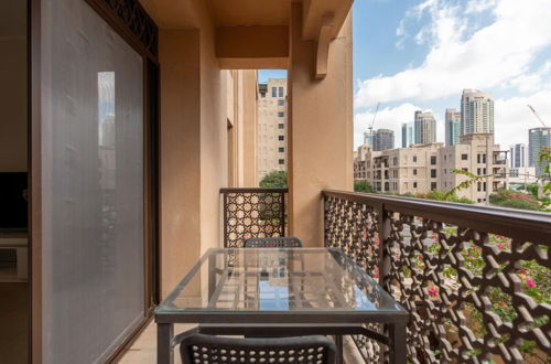 Photo 23 - Stylish 1BD Apartment w/ Balcony, Downtown Dubai