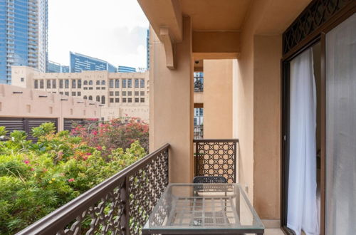 Photo 21 - Stylish 1BD Apartment w/ Balcony, Downtown Dubai
