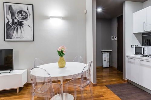 Photo 14 - Altido Elegant 1 Br Apt In Front Of The Sforzesco Castle