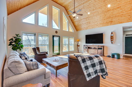 Photo 7 - Lake Hartwell Cottage w/ Boat Dock: Near Clemson