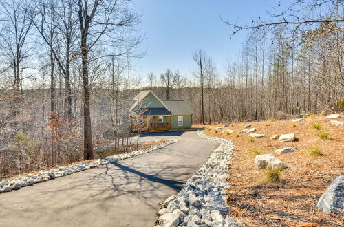 Photo 5 - Lake Hartwell Cottage w/ Boat Dock: Near Clemson