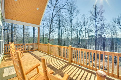 Photo 27 - Lake Hartwell Cottage w/ Boat Dock: Near Clemson